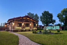 Продается дом с участком 