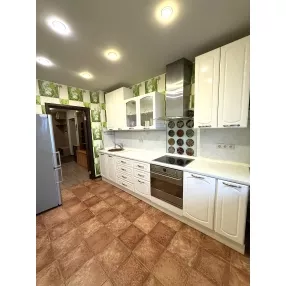 В продаже 4-х комнатная квартира