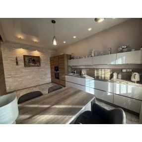 Продается 3-х комнатная квартира