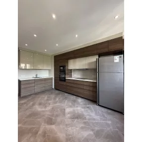 В продаже 3-х комнатная квартира